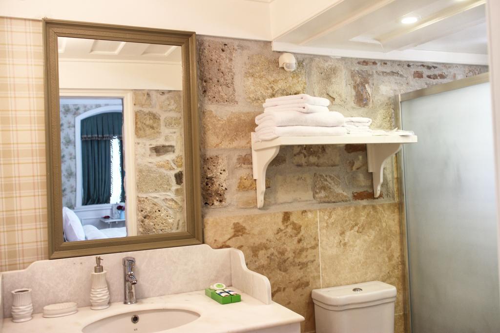Lola 38 Hotel Foça Extérieur photo